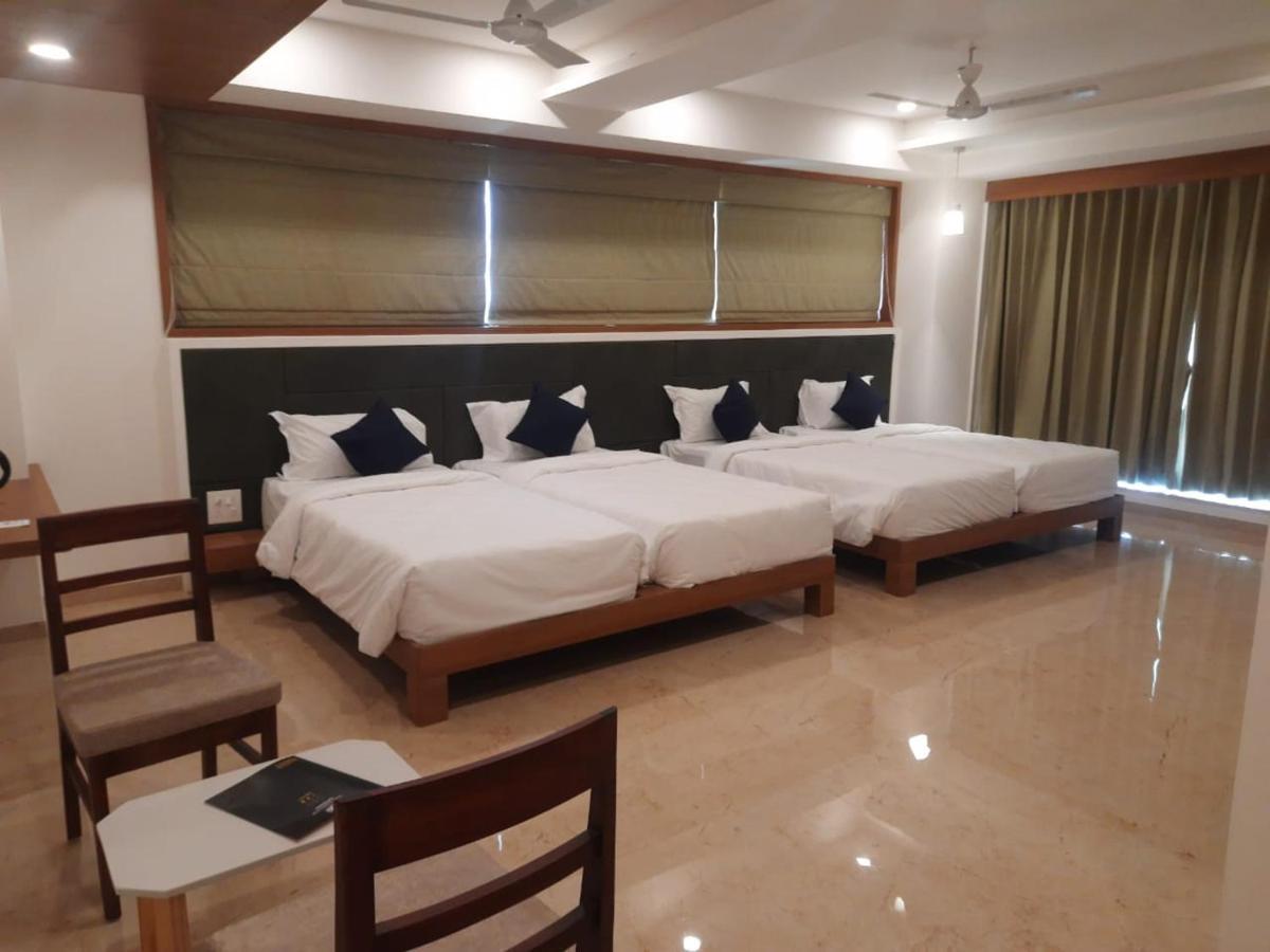 Vits The Somnath Gateway Hotel Exterior photo