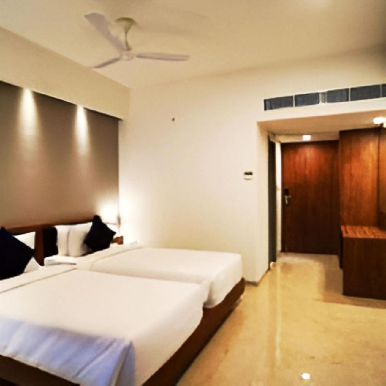Vits The Somnath Gateway Hotel Exterior photo